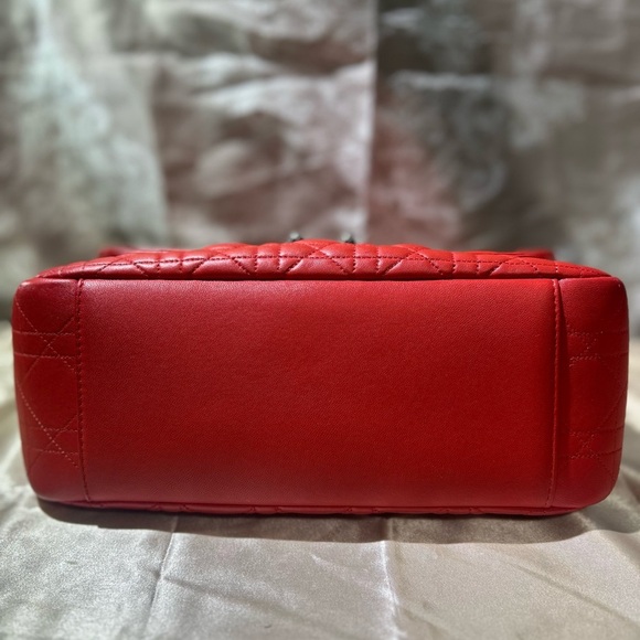 Dior Crossbody Bag - Picture 7 of 16